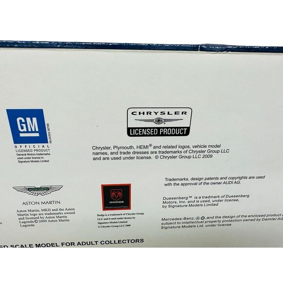 Porsche 356 Cabriolet 1950 1:18 Premier Miniature By  Signature Models #38201 - Picture 7 of 13